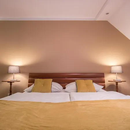 Appartamento Old Town 3 Bedroom Presidential Loft *