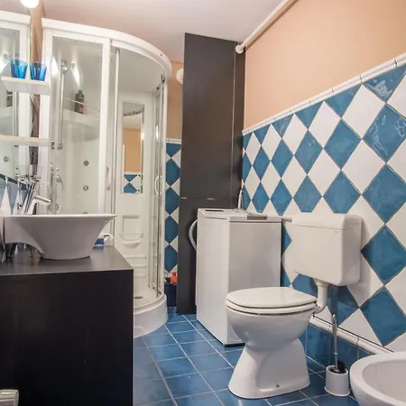 아파트 Old Town 3 Bedroom Presidential Loft *